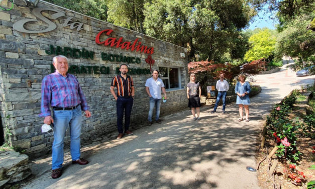 El Delegado del Gobierno, Denis Itxaso, visita el Jardín de Santa Catalina