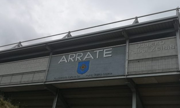 El campo de fútbol municipal luce su nueva rotulación