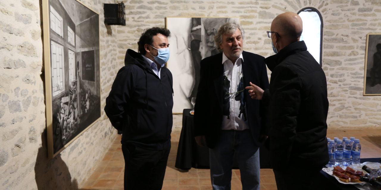 Juan Arroyo inauguró su exposición ‘Siria’, en la Torre de Mendoza