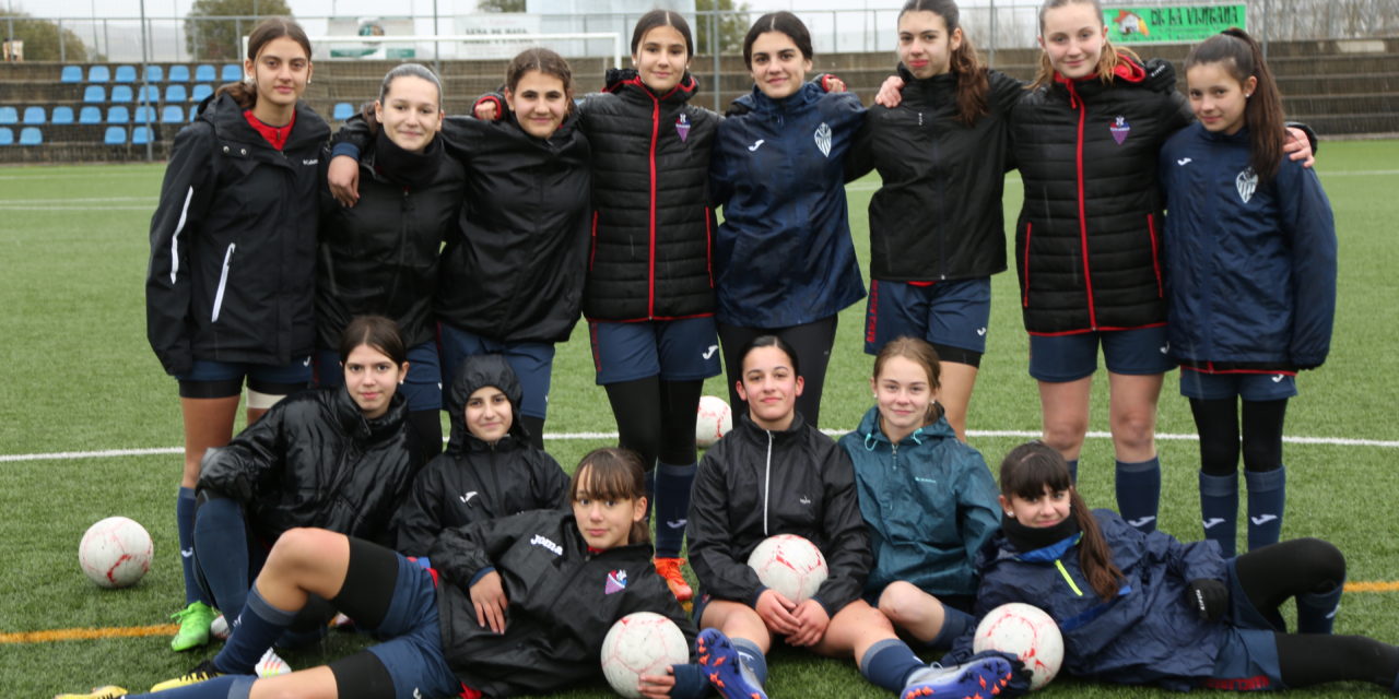 Gran papel del equipo femenino del CD Nanclares en su primer año en la categoría