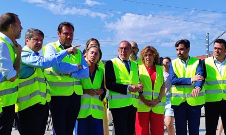 El alcalde de Iruña de Oca participa en la visita del ministro de Transportes a la nueva terminal logística de Júndiz
