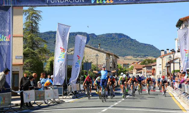 Samuel Rodríguez se impone en la cuarta etapa de la Vuelta a Álava, celebrada en Iruña de Oca