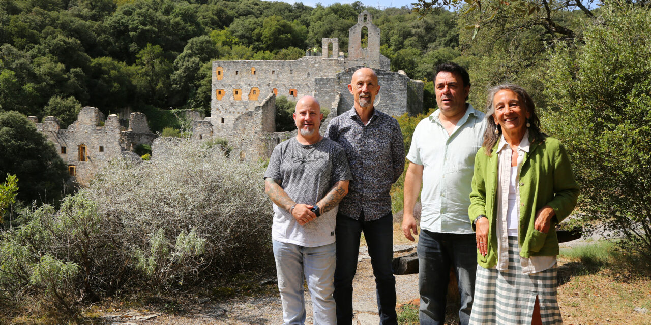 La delegada del Gobierno en el País Vasco, Marisol Garmendia, visita el Jardín Botánico de Santa Catalina