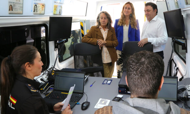 Iruña de Oca acoge la primera parada en Álava de la oficina itinerante para la expedición del DNI y el pasaporte