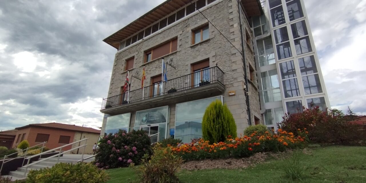 El pleno aprueba la encomienda de gestión a la Cuadrilla de Añana para los servicios de euskera e igualdad